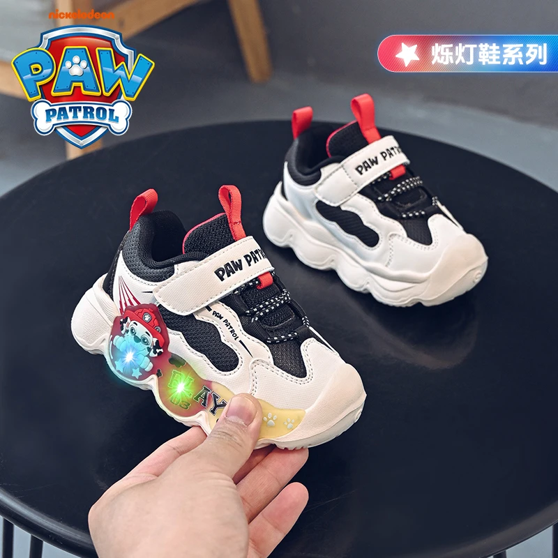 汪汪队2025时尚潮牌男童运动鞋3-6岁幼儿园儿童休闲鞋闪光亮灯鞋