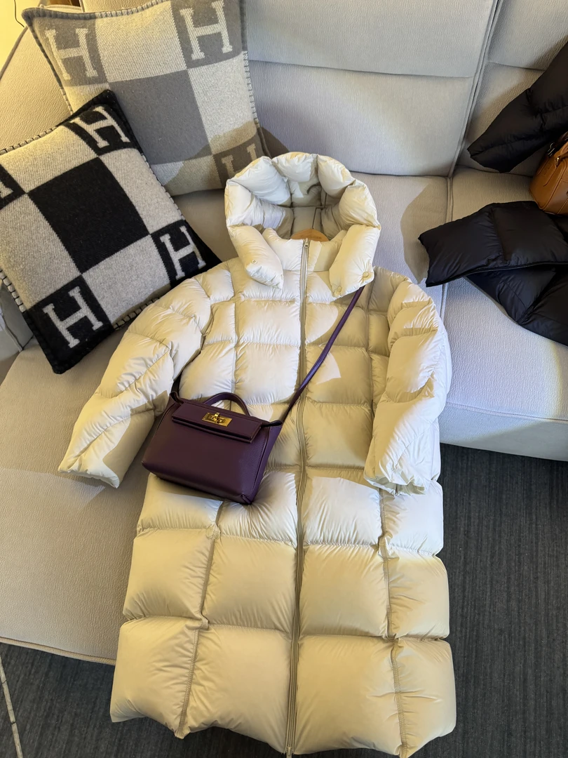 【昭昭如愿】新国标90白鸭绒按扣年货定制羽绒服保暖宽松25888