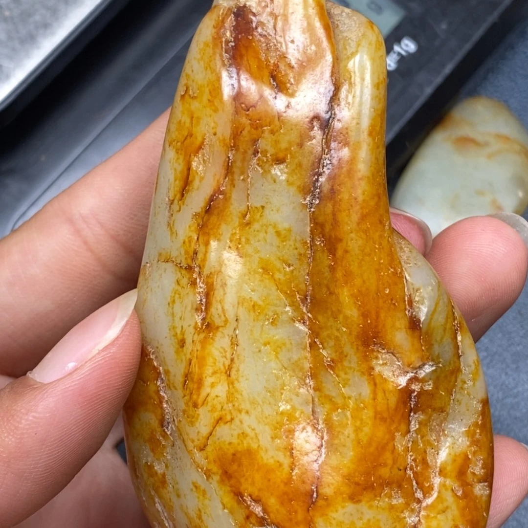 和田玉（糖玉）未镶嵌挂件