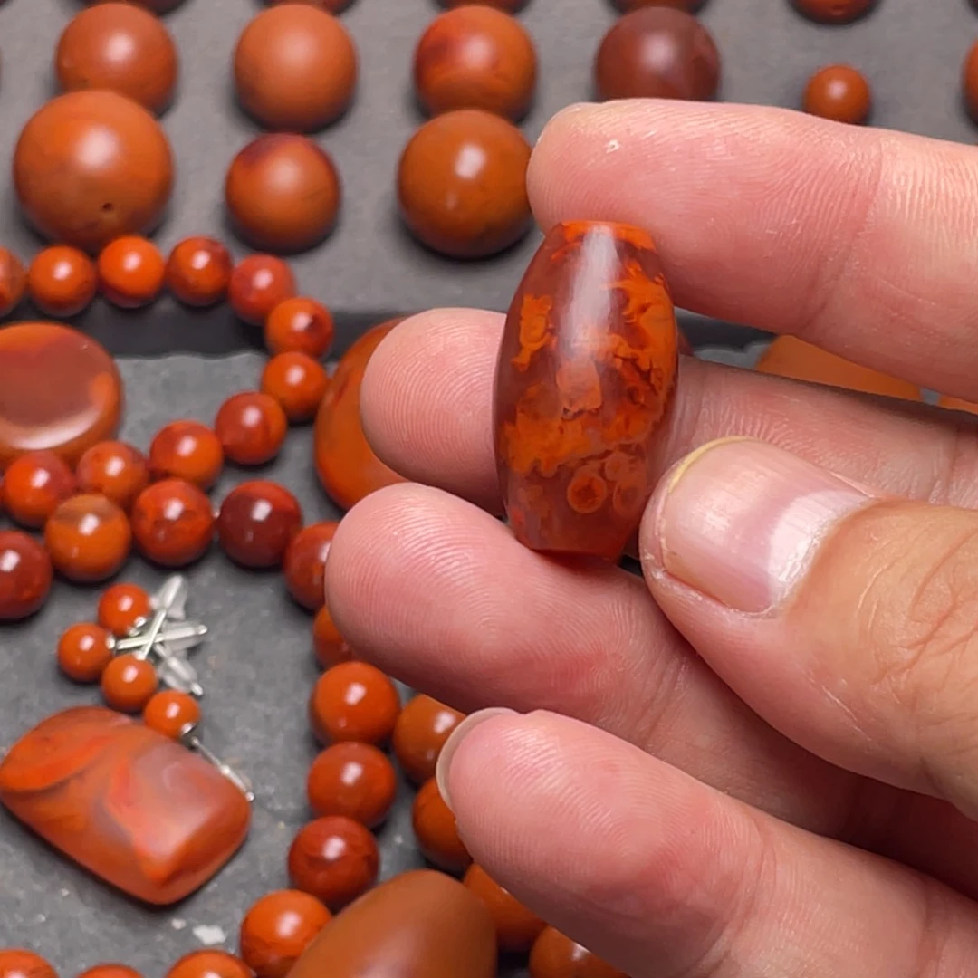 万***万南红玛瑙桶珠未镶嵌