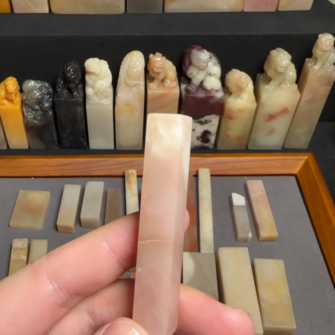 巴林石印石颜**物巴林石