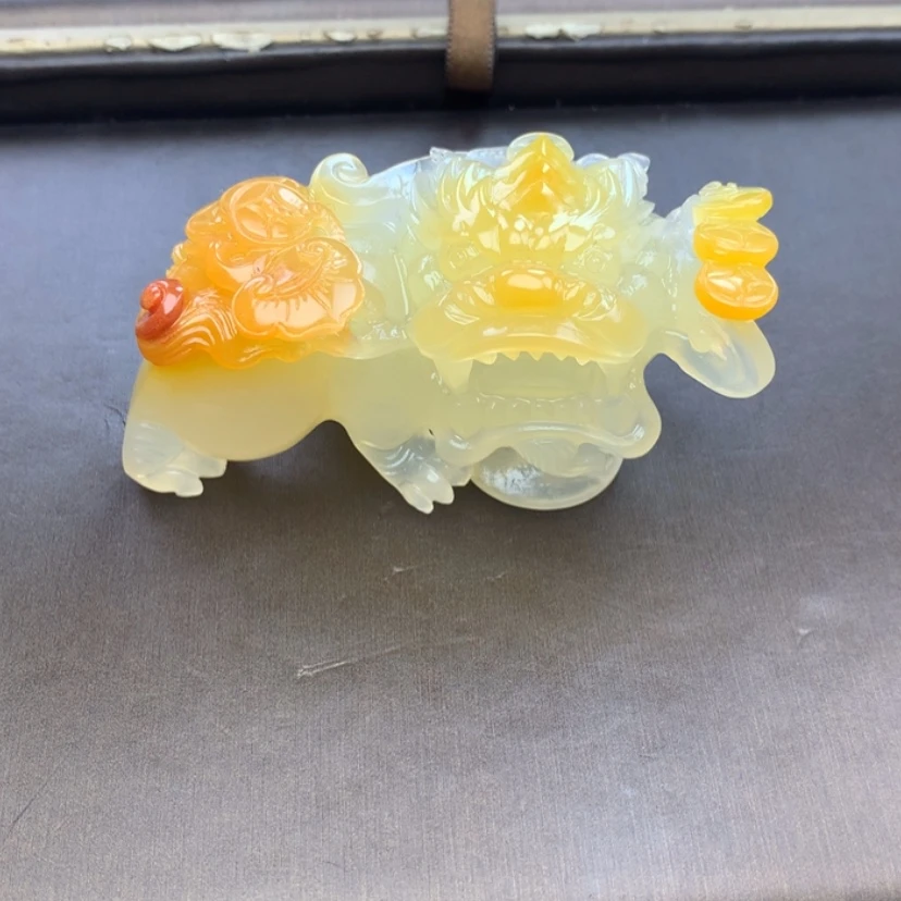 【闪购商品】石英质玉（黄龙玉）未镶嵌颈饰平**福