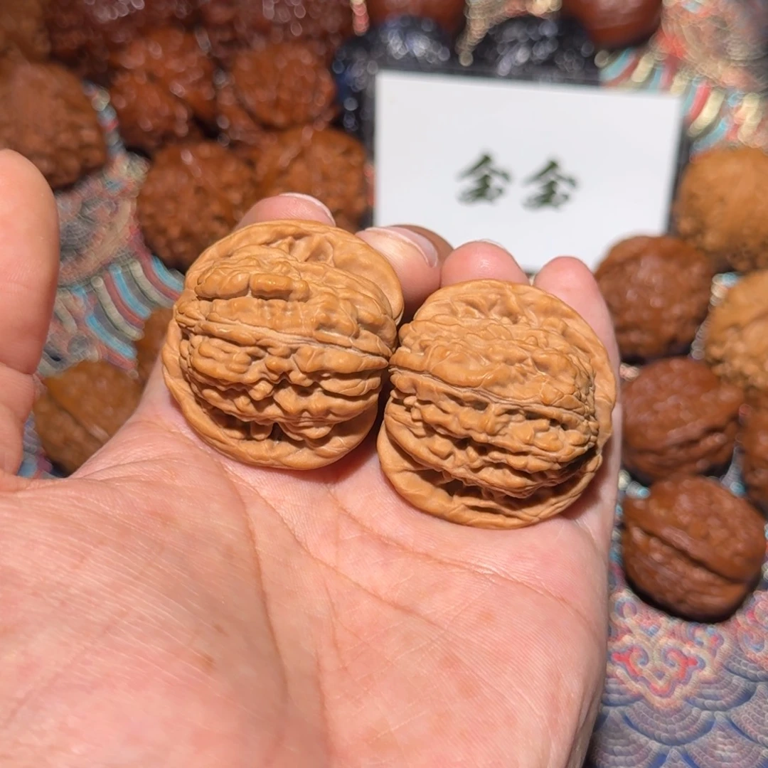 把件文玩核桃1493四座楼，尺寸39 38 35