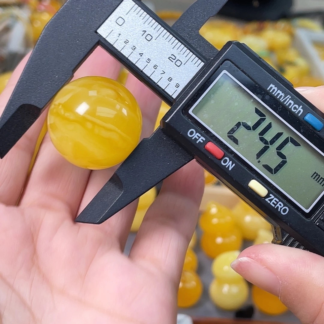 琥珀未镶嵌裸石h36
