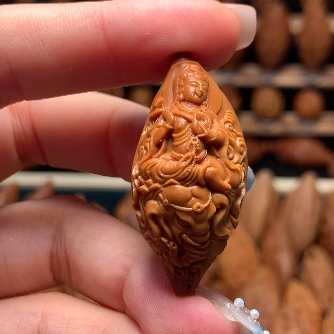橄榄核把件普贤菩萨