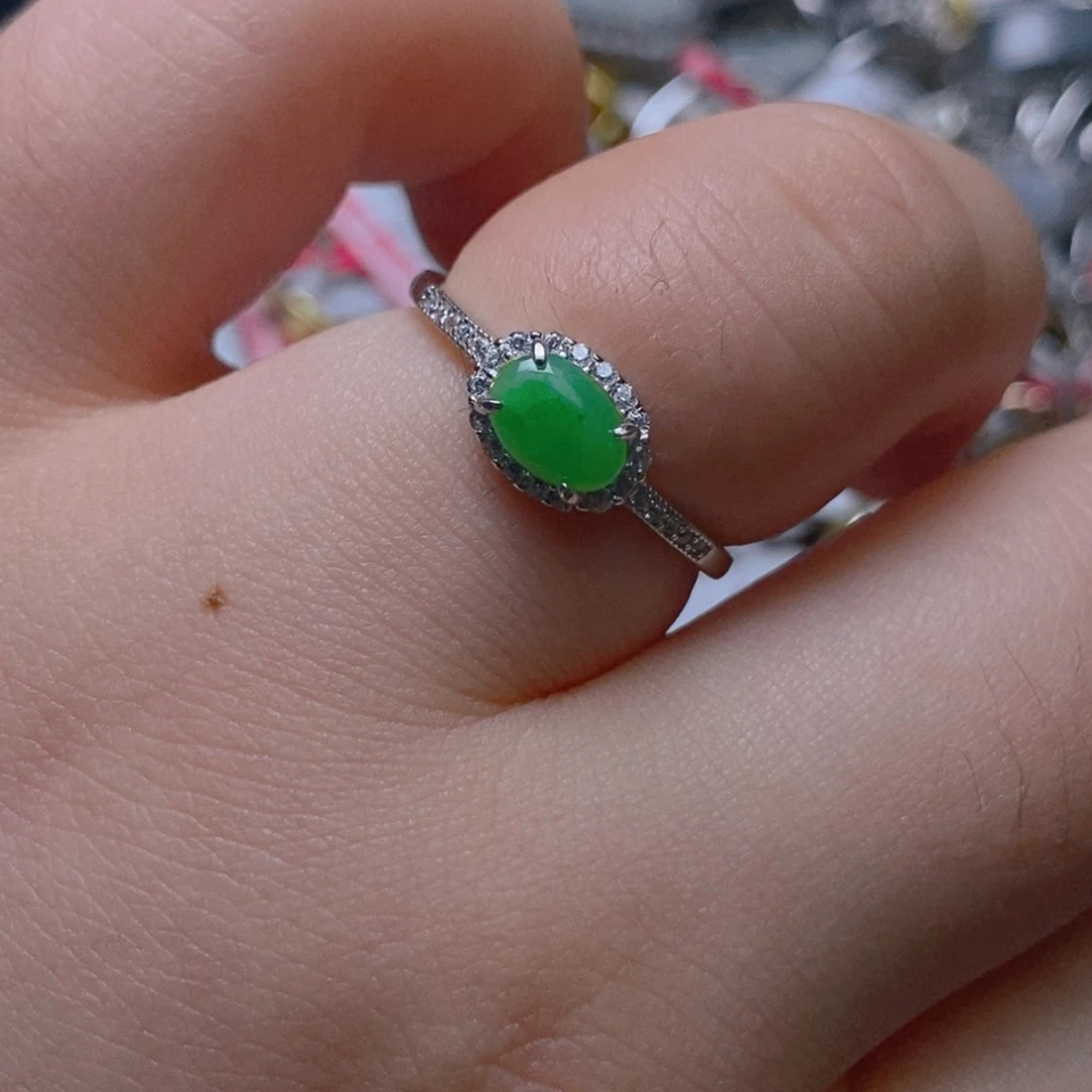 银S925镶嵌戒指翡翠百内无证书