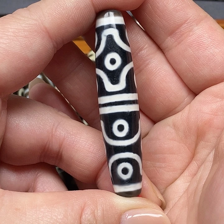 王***生玛瑙/玉髓未镶嵌颈饰