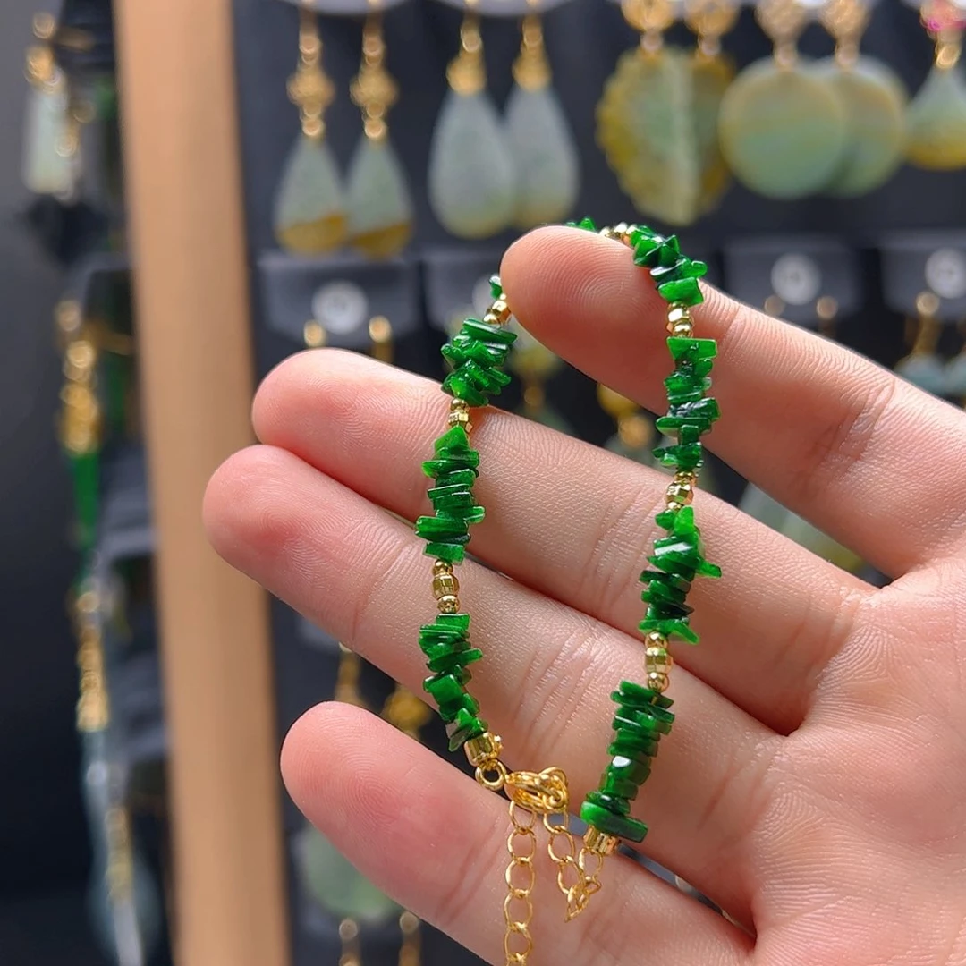 未镶嵌翡翠耳饰翡翠