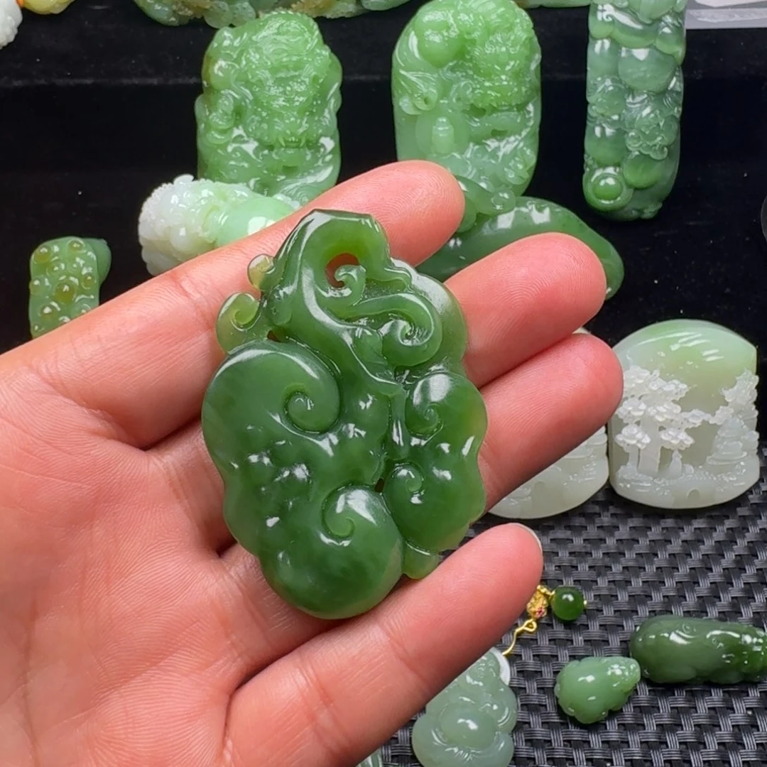 和田玉未镶嵌吊坠(不含链)