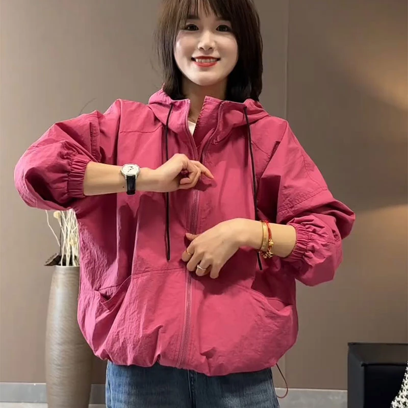 小个子休闲玫粉色冲锋衣连帽外套女2025超火新款高级夹克上衣