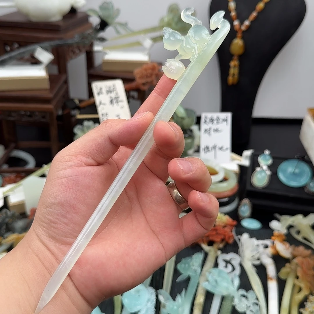 蛇纹石玉未镶嵌发饰