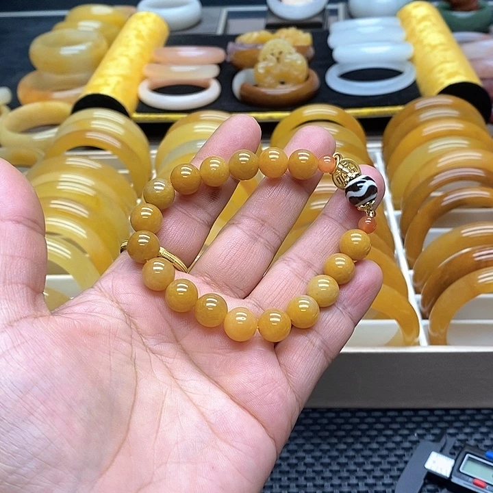 石英质玉（黄龙玉）未镶嵌手链