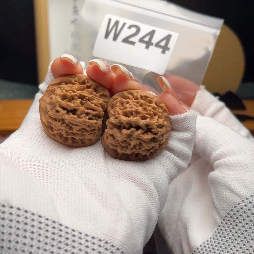 文玩核桃把件35秦闷w 244