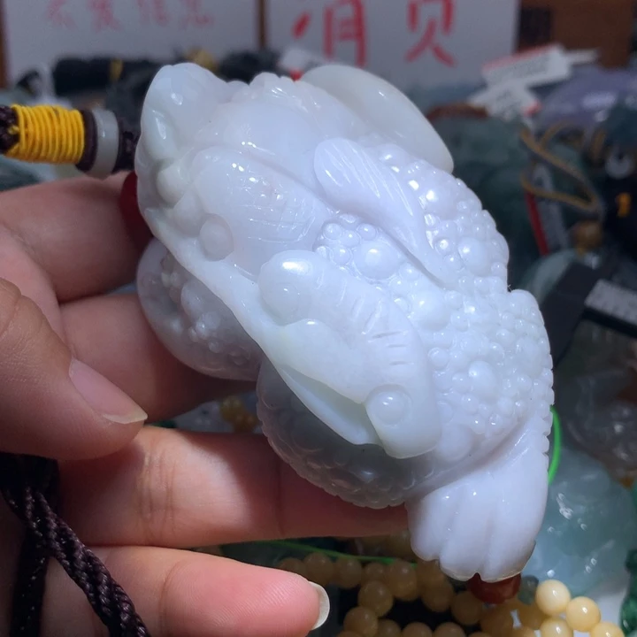 翡翠颈饰未镶嵌保真天然A货翡翠