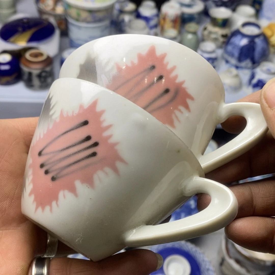 瓷片不能用一丝不满形容