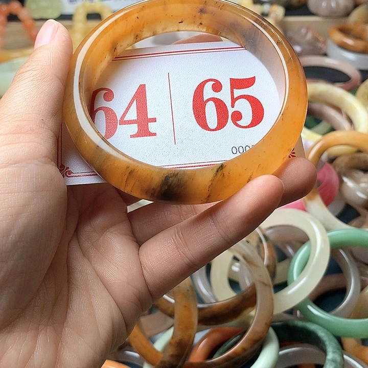 石英质玉（黄龙玉）未镶嵌手镯永**心