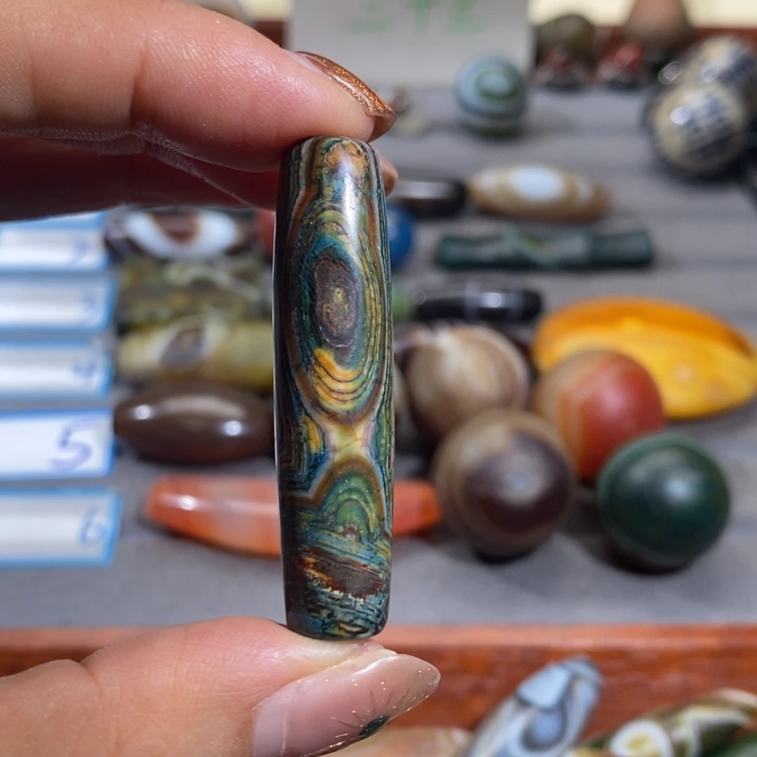 不***羊合金颈饰玛瑙/玉髓