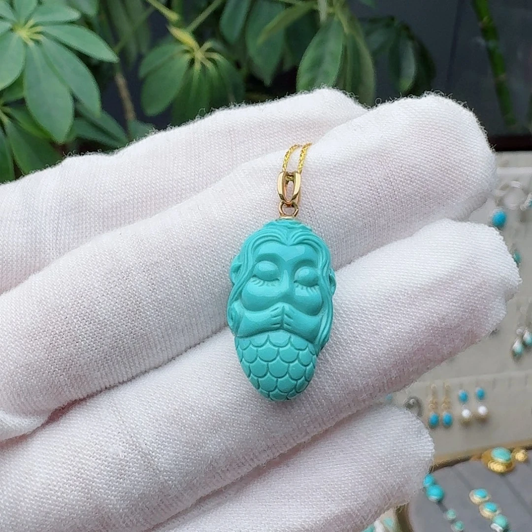 绿松石18K金镶嵌颈饰吊坠