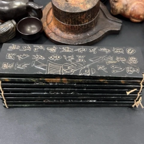 吊坠滴血莲花菩提