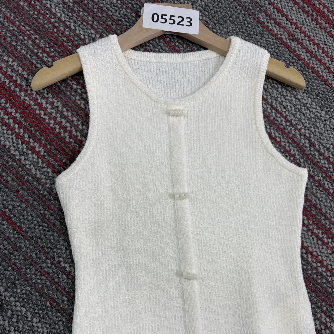 时尚女装【05523】叁6R