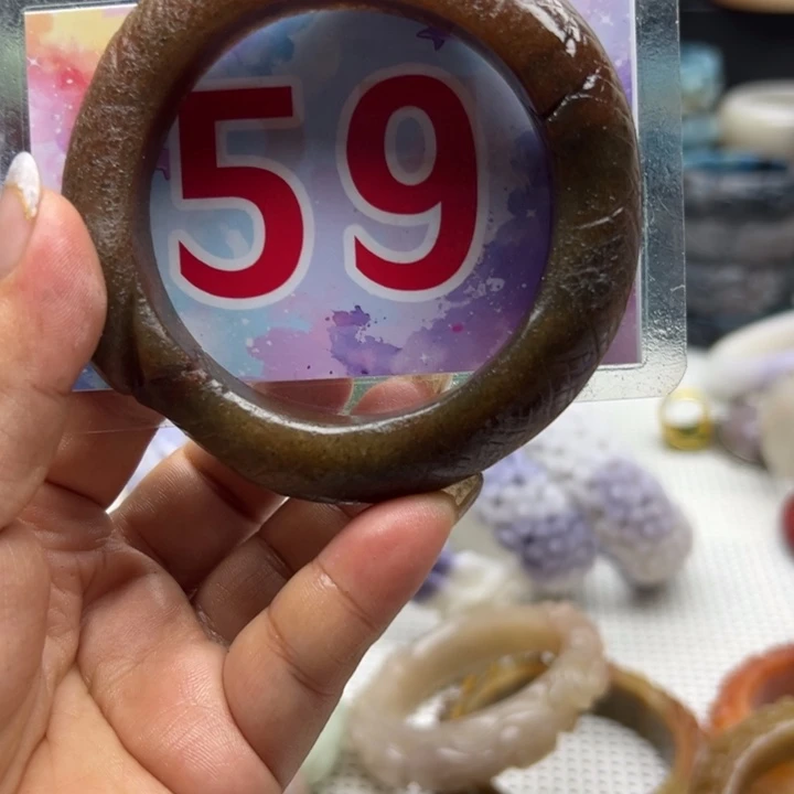 石英岩玉手镯未镶嵌