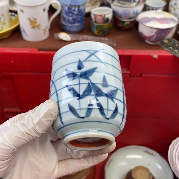 他家瓷器真美…开播的