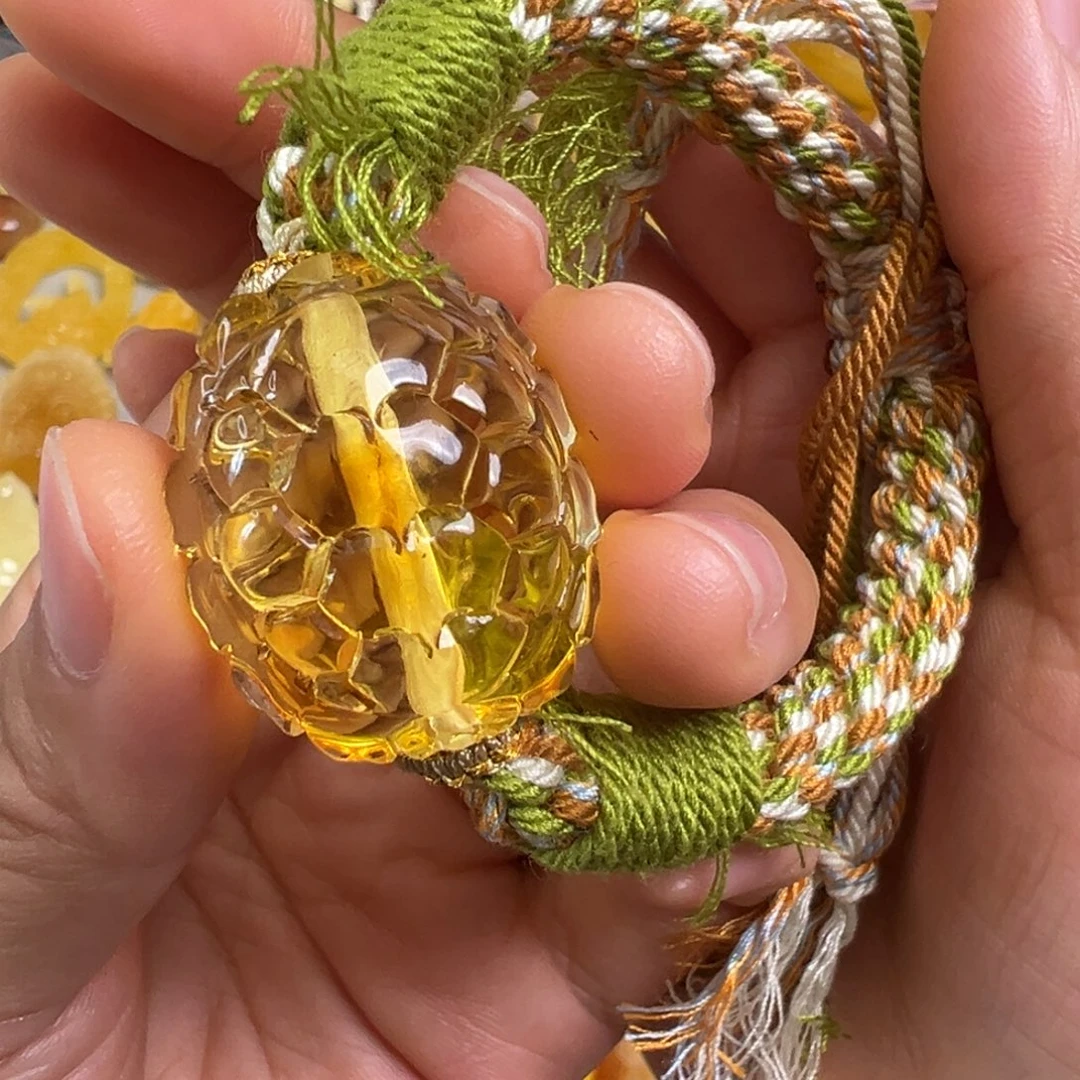 未镶嵌琥珀裸石琥珀