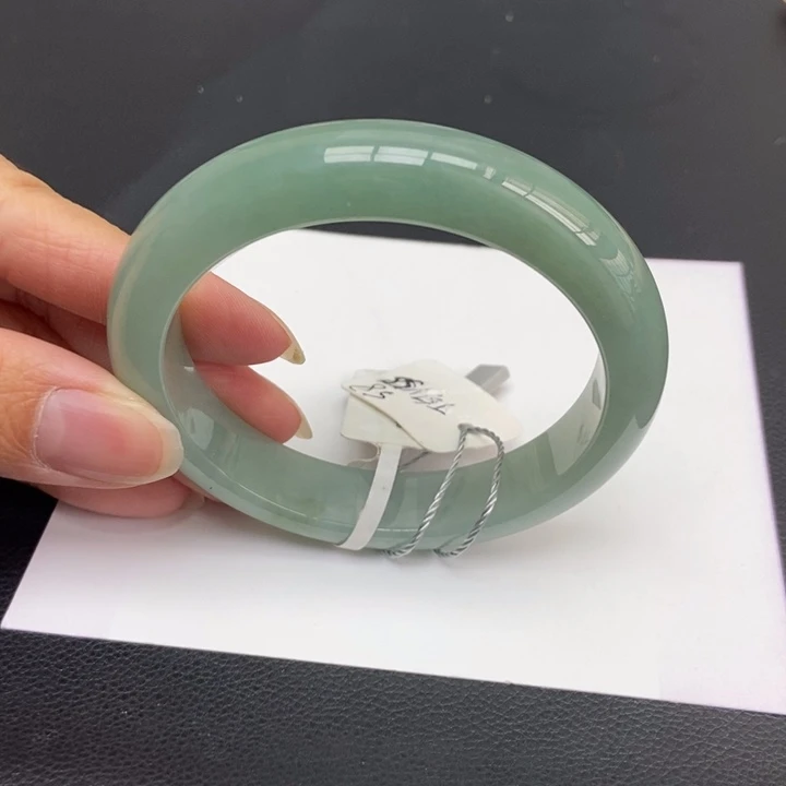 翡翠手镯未镶嵌三****师58正圈