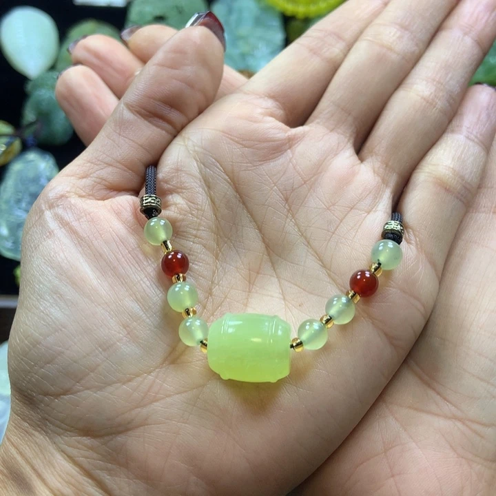 【闪购商品】蛇纹石玉颈饰未镶嵌