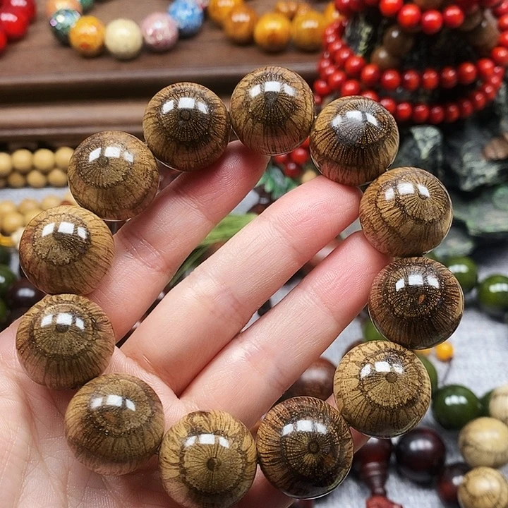 侯***哥手串/手链藤类买麻藤