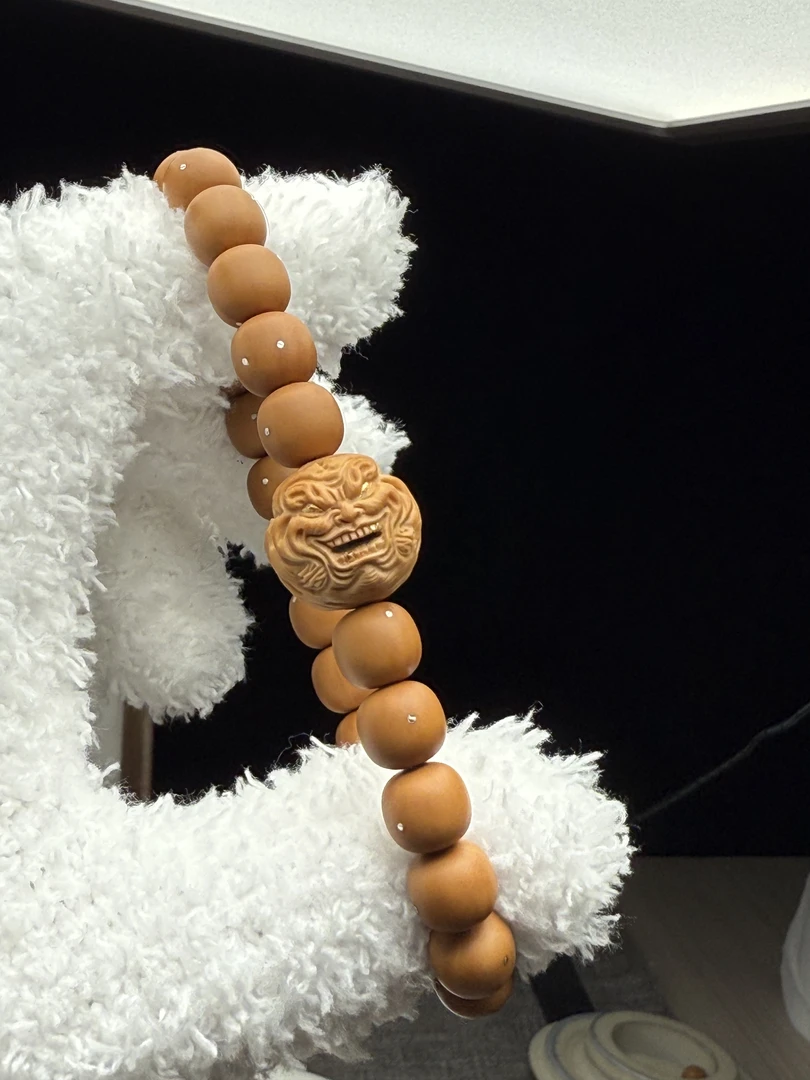 【四季】猴头核桃繁星璀璨加24k镶嵌虎僧一套