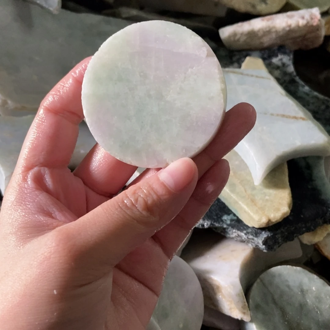 翡翠挂件未镶嵌天然翡翠