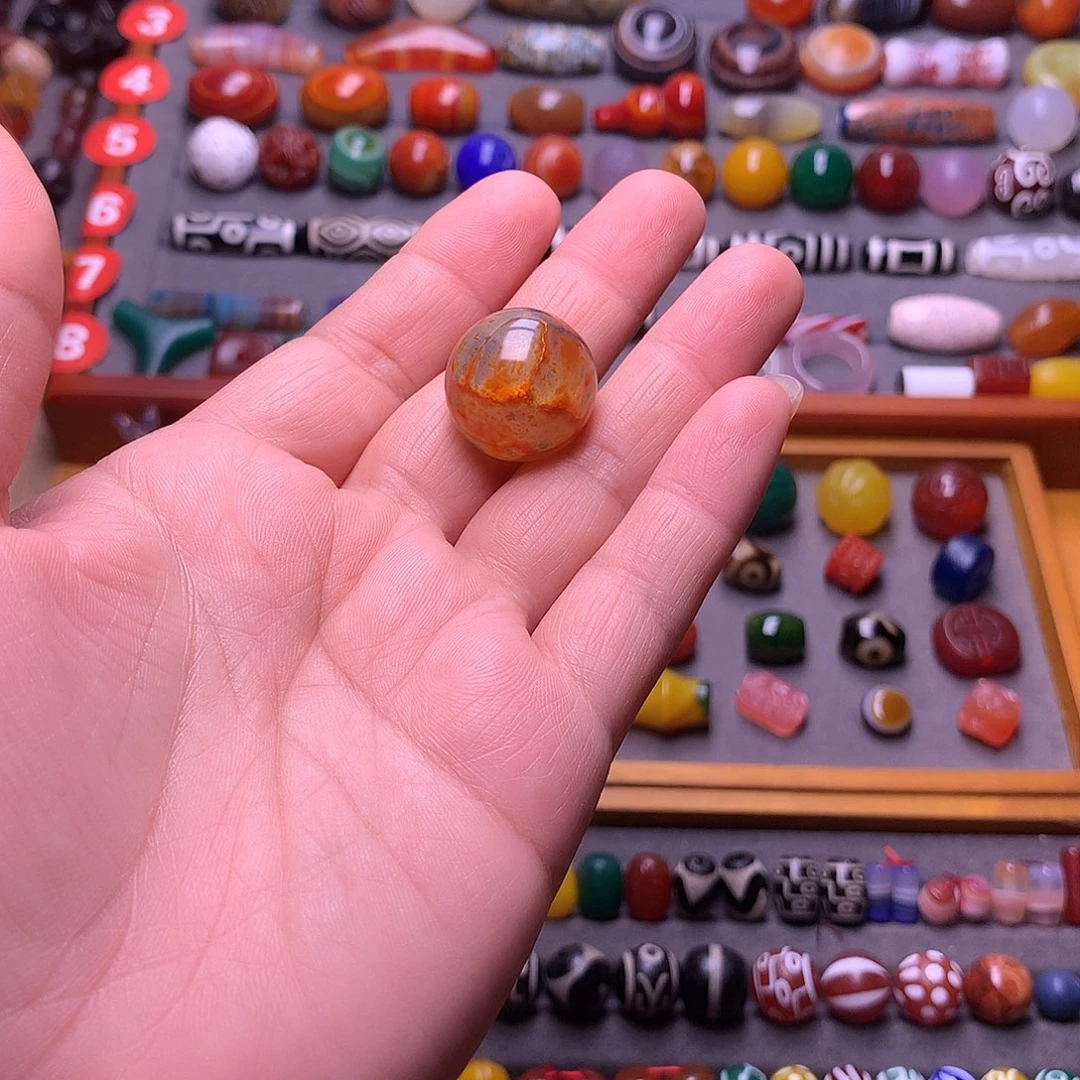 ****子玛瑙/玉髓未镶嵌颈饰