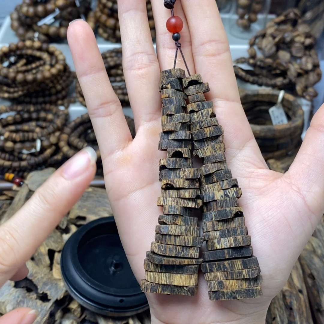 ***ㅤ沉香沉香碎屑车挂