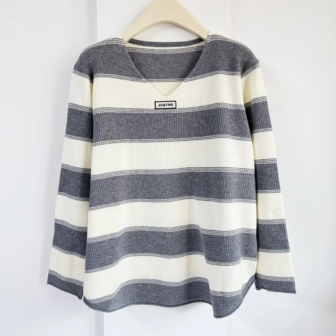 2024春秋新款小V领显瘦宽松圆领宽条纹长袖针织衫上衣女款5456#