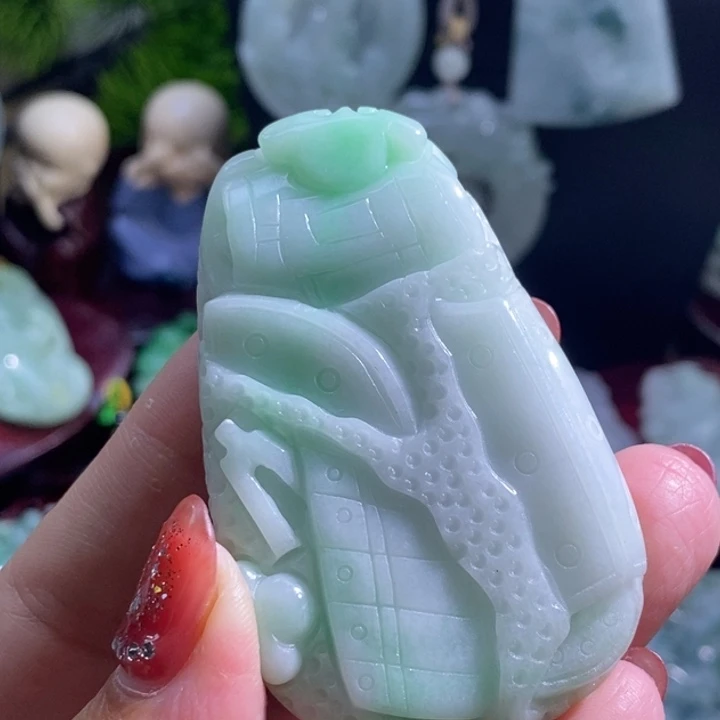 【闪购商品】颈饰未镶嵌翡翠八破
