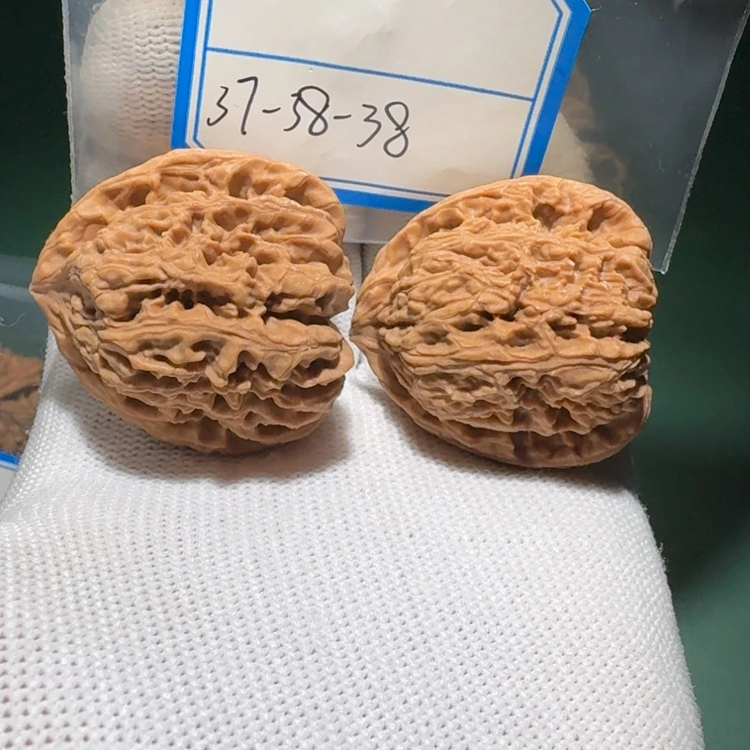 吊坠文玩核桃40号南疆h