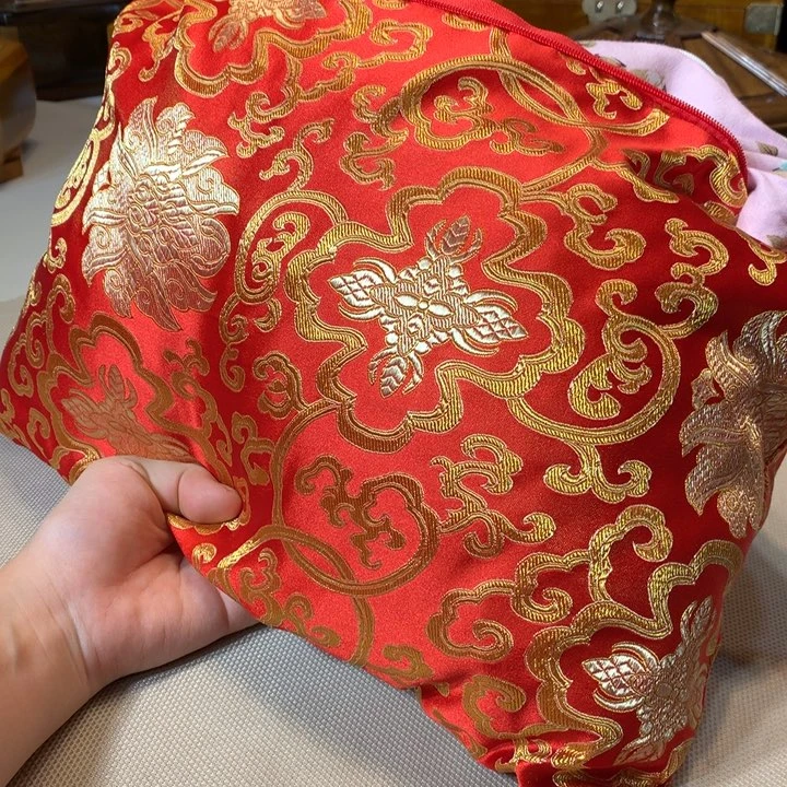 金丝楠金丝楠抱枕