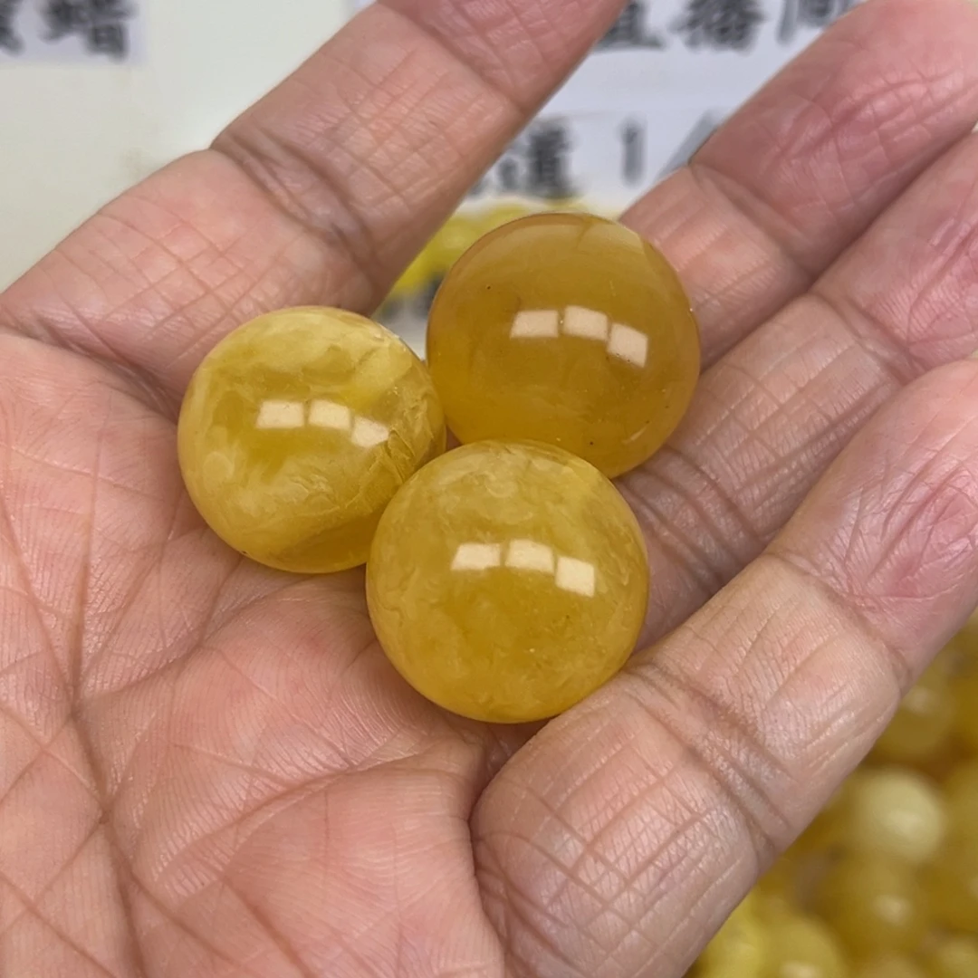 6***轩琥珀未镶嵌珠宝奇石微瑕20左右