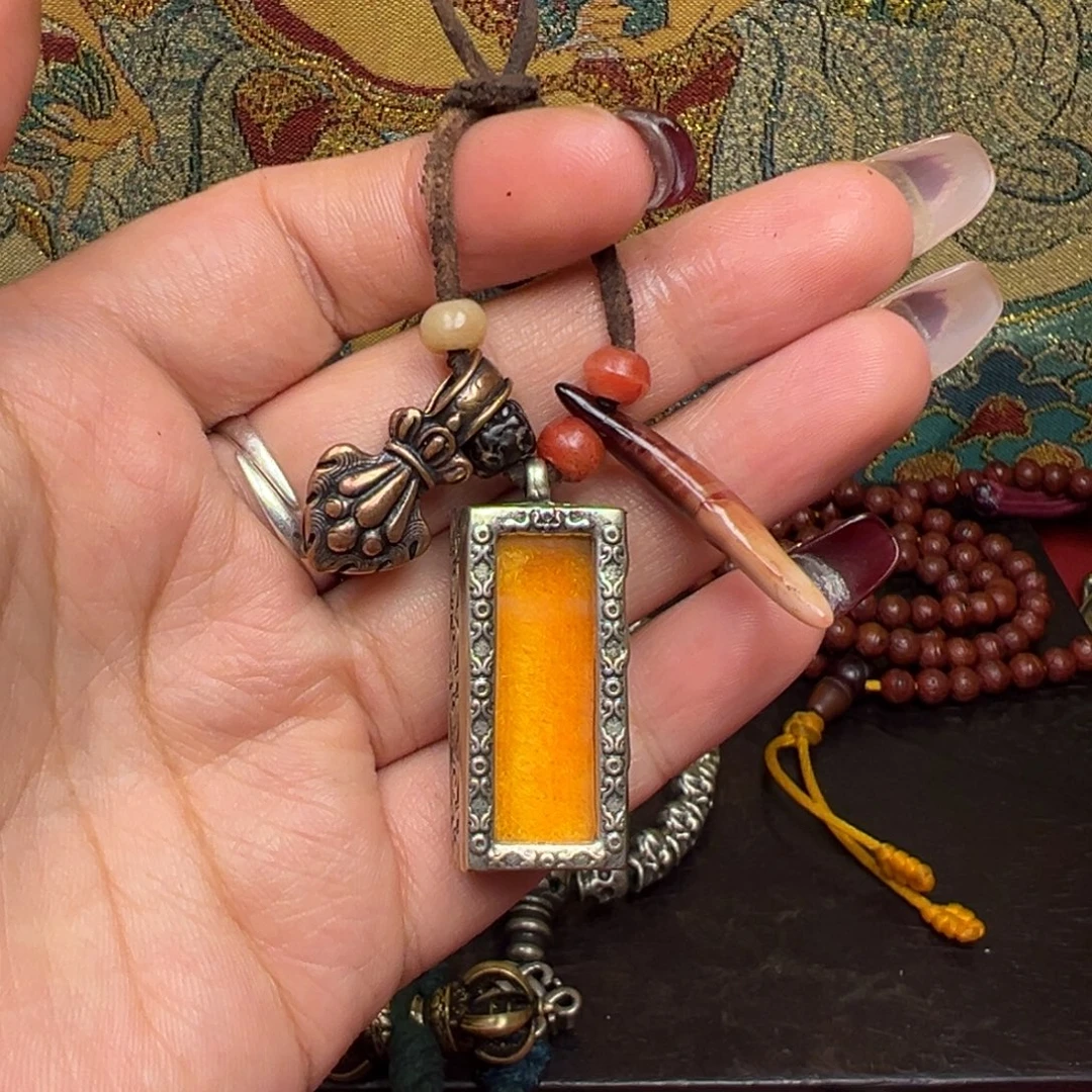 草***狼泥塑藏式风格小元素