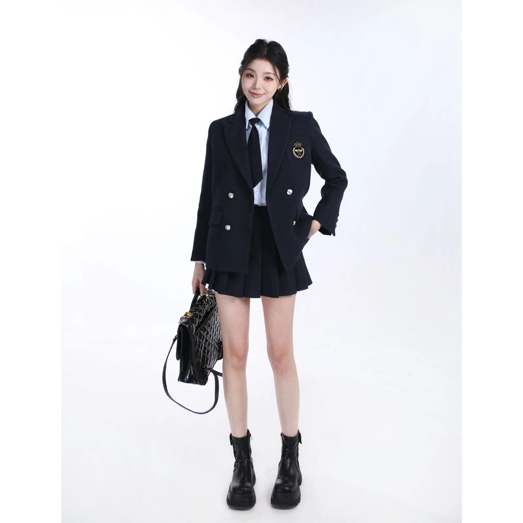 羽羽【学姐归来】学院风双排扣宽松廓形徽章刺绣厚款纯色女套装