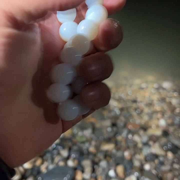 未镶嵌和田玉（糖玉）珠宝奇石