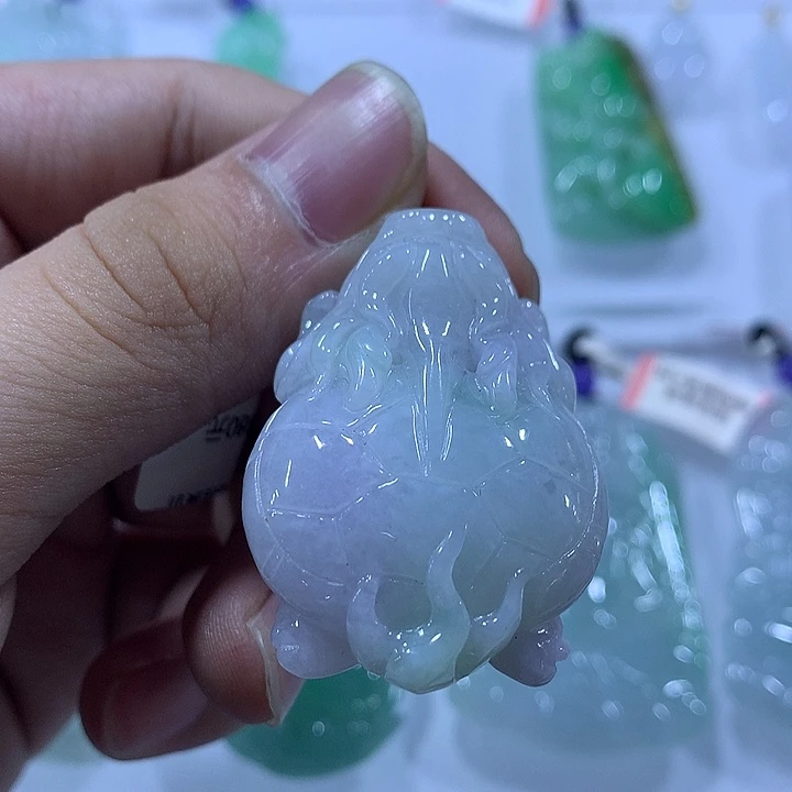 翡翠未镶嵌颈饰天然翡翠A货吊坠