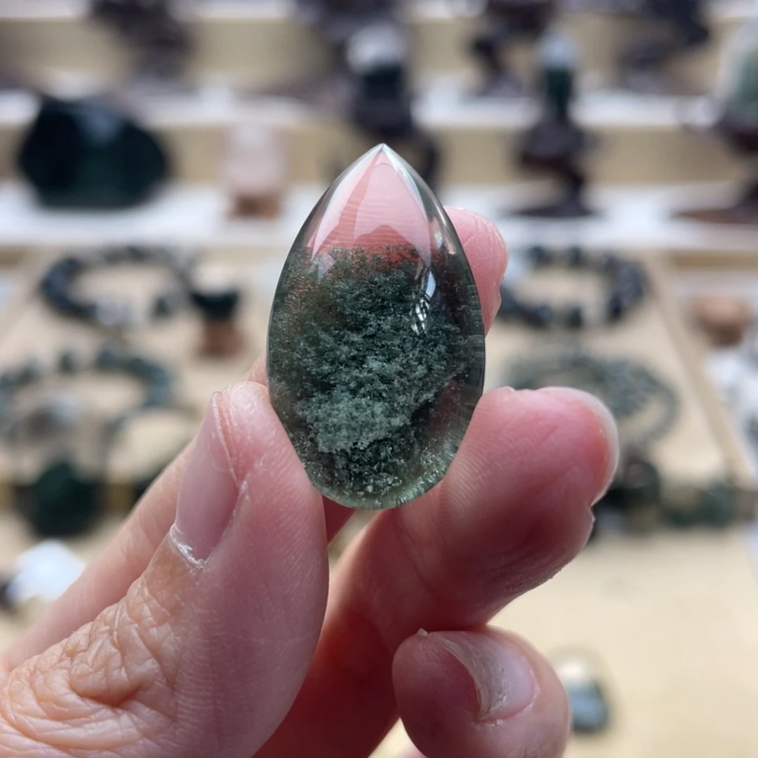 颈饰未镶嵌水晶绿幽灵吊坠