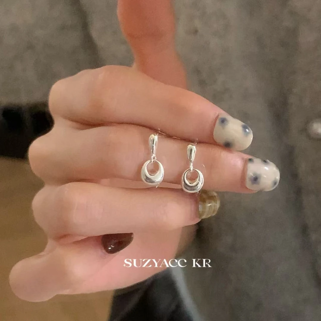 Suzyacc Kr 925银耳饰 925银银坨坨耳钉气质百搭小众简约DE0074