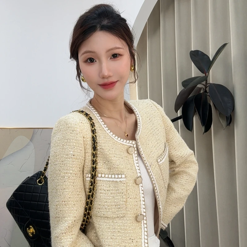 【财阀千金】大妮家轻奢小香风上衣女外套亮片短款重工时尚编织法式
