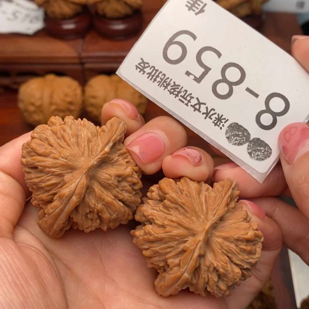 文玩核桃把件42四座楼