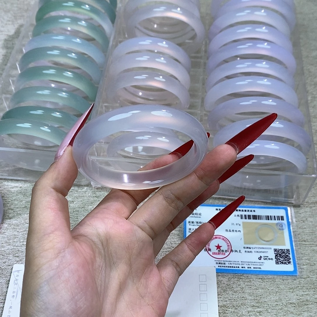 玛瑙/玉髓未镶嵌手镯56.3