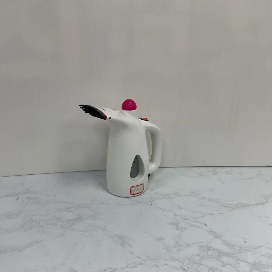 手持挂烫机小巧灵活 L