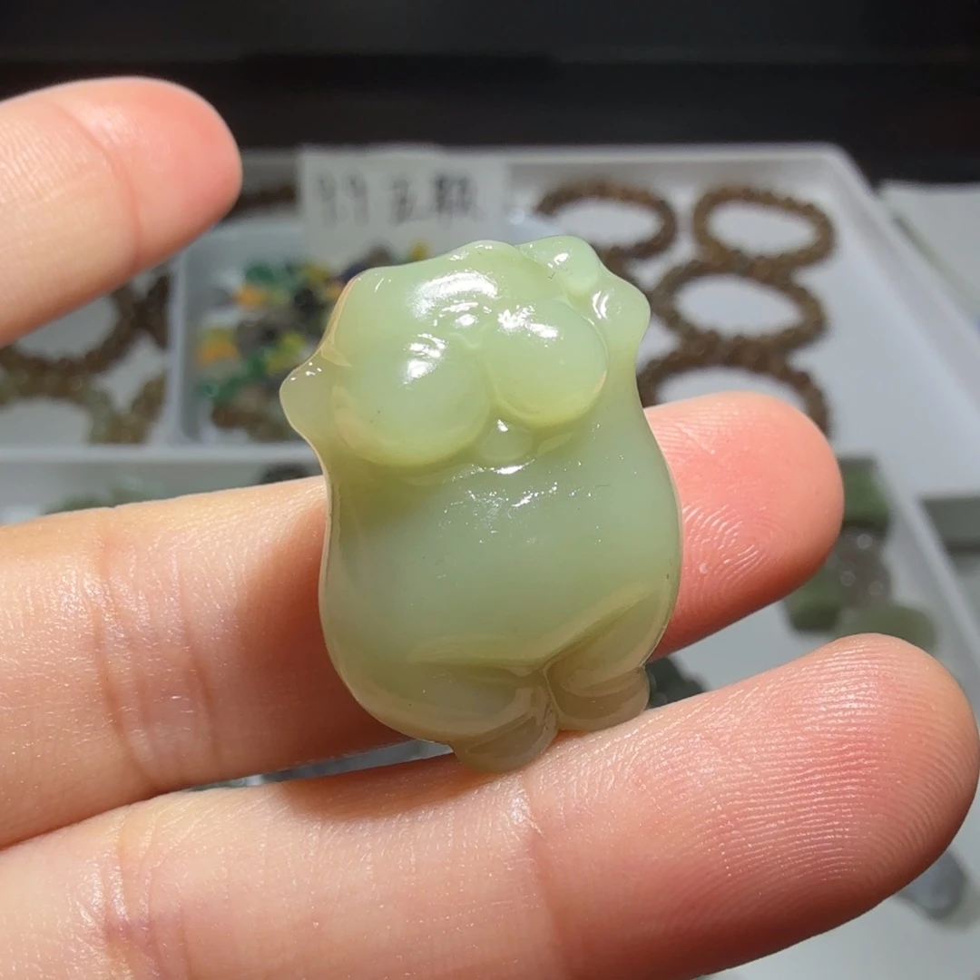 和田玉未镶嵌珠宝奇石